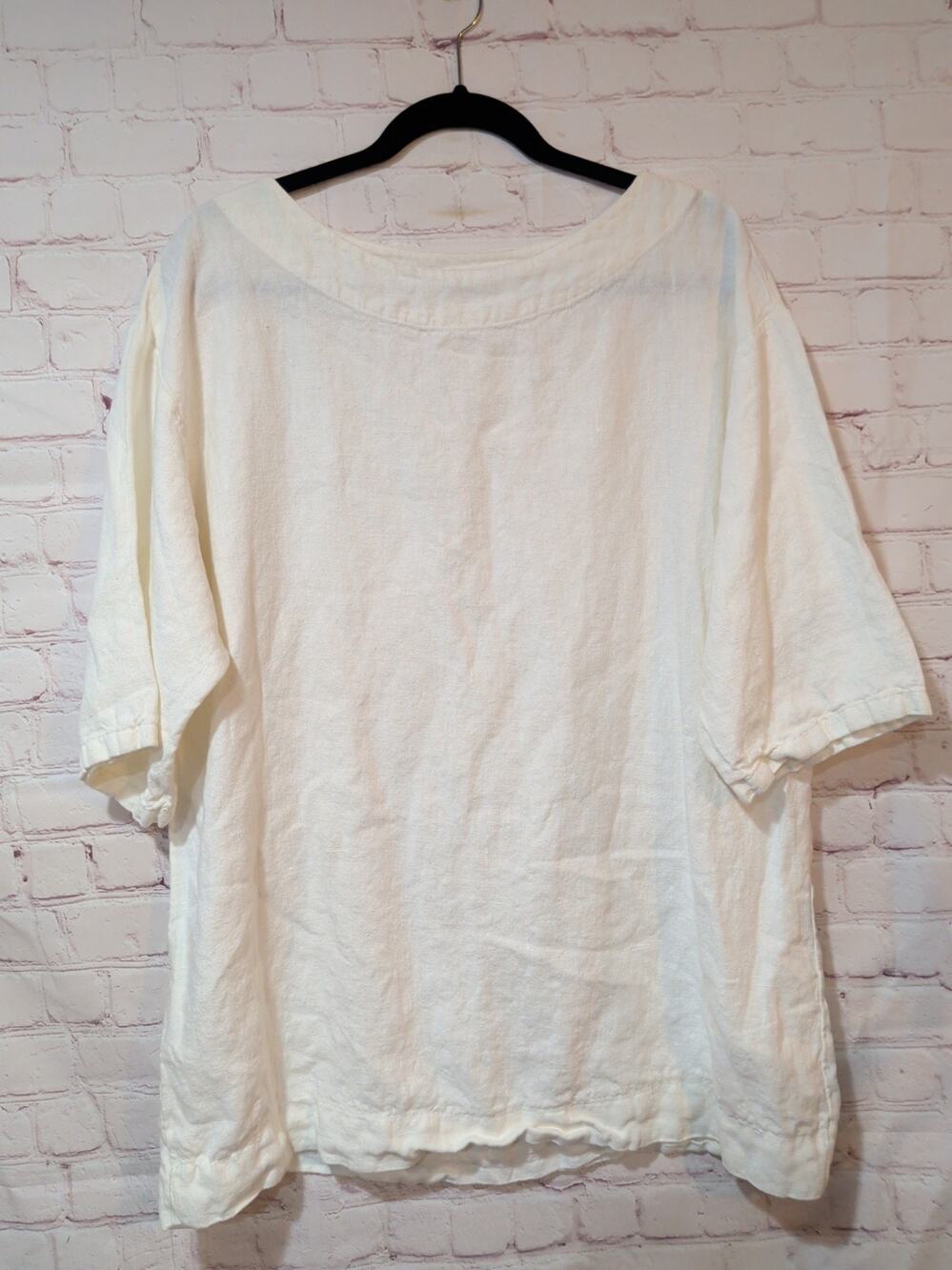 Brynn Walker Cream Lightweight Linen tunic Blouse